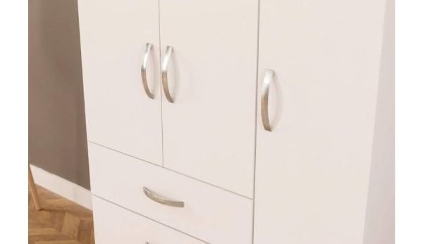 Teşhir M. 3 Kapaklı 3 Çekmeceli Metal Kulplu Beyaz Gardırop