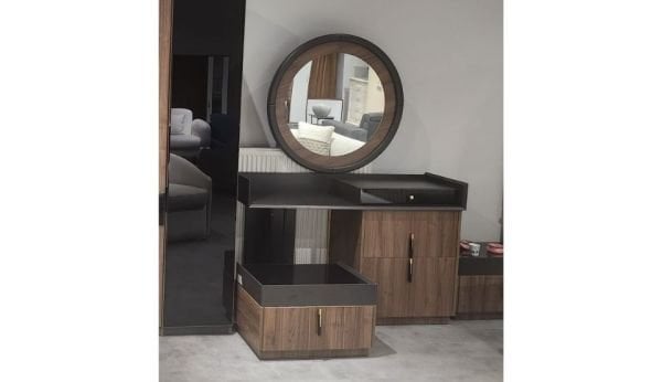 Teşhir B. Pırlanta Dolap, Şifonyer ve Komodin