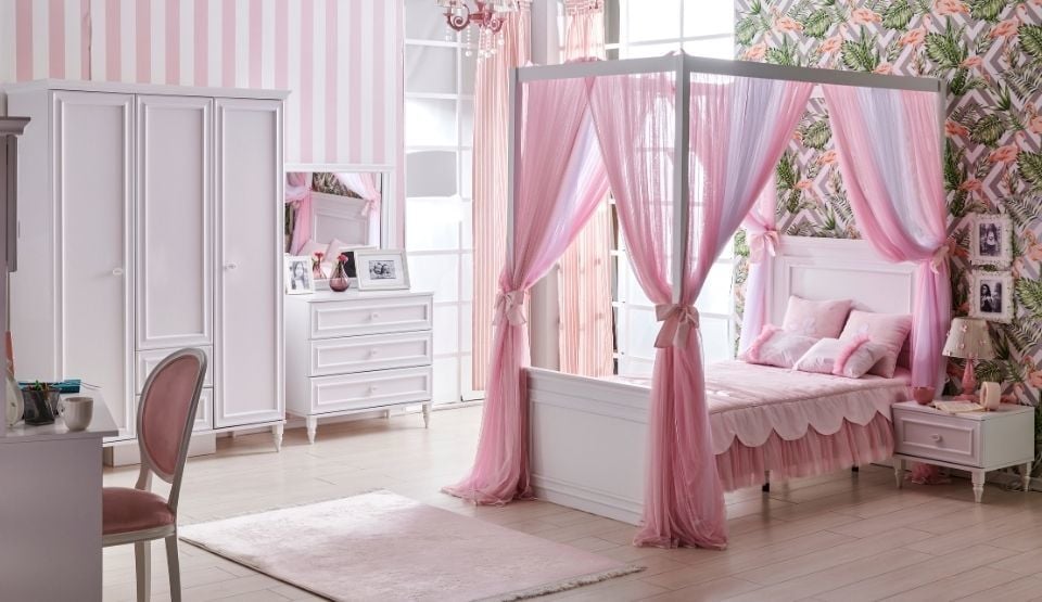 P. Diana Genç Odası