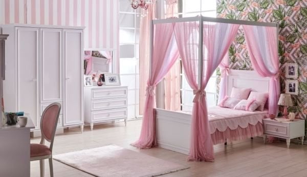 P. Diana Genç Odası