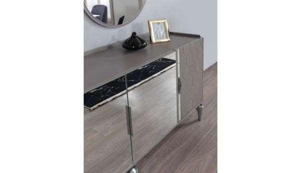 Kamelya Yemek Odası