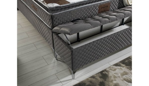 Defne Yatak, Baza, Başlık Set