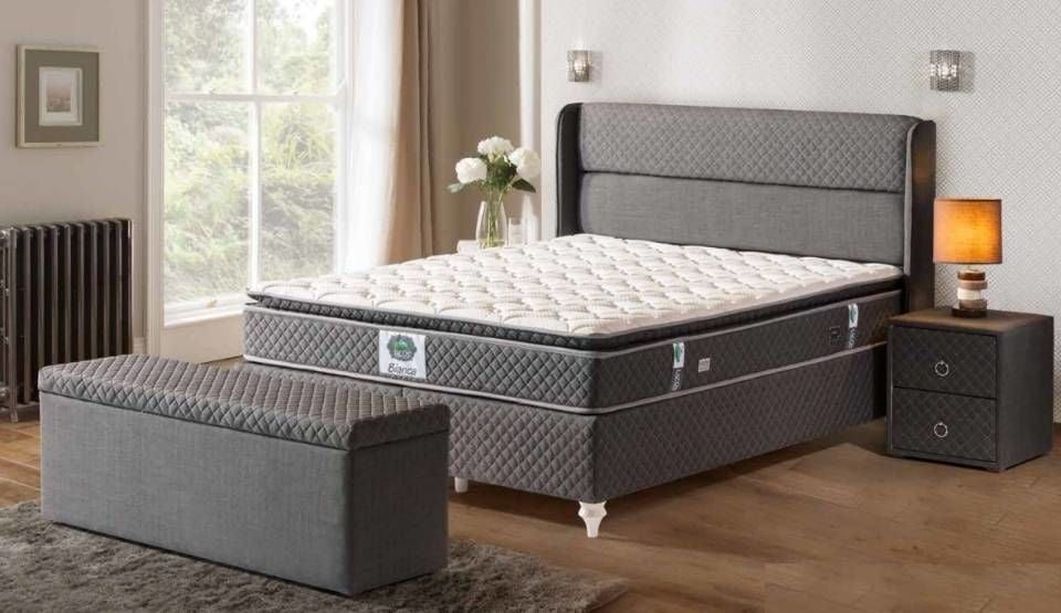 Bianca Yatak, Baza, Başlık Set