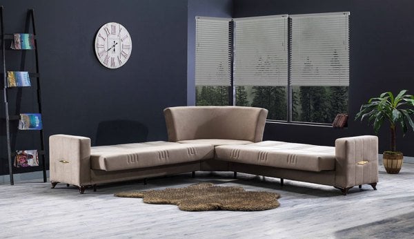 A. Everest Köşe Takımı