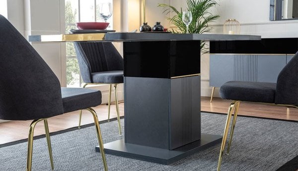 Teşhir Noir Yemek Odası