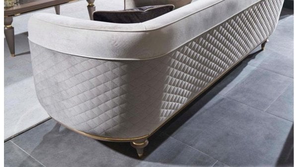 A. Arya Üçlü Koltuk