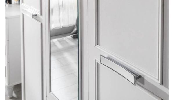 C. Lotus Genç Odası