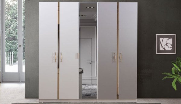 Teşhir Kumsal Yatak Odası