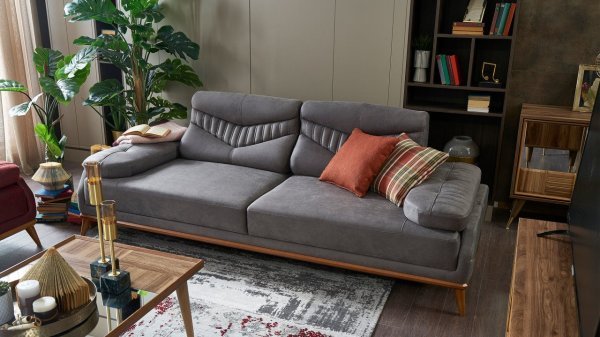 İ. Maserati Üçlü Koltuk