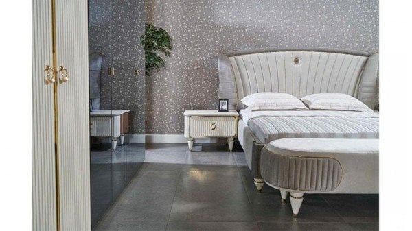 Teşhir A. İnci Yatak Odası