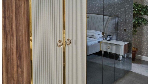 Teşhir A. İnci Yatak Odası